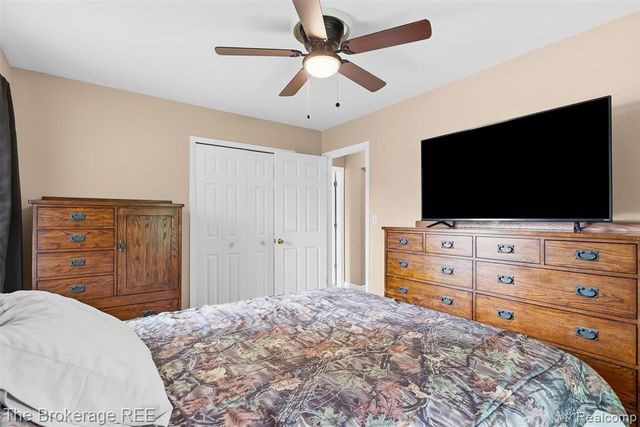 6509 Silver Lake Road, Linden, MI 48451