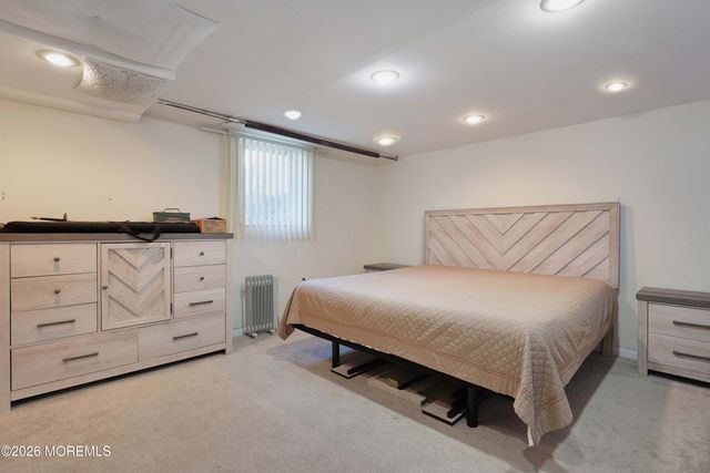530 E Woodland Avenue, Toms River, NJ 08753
