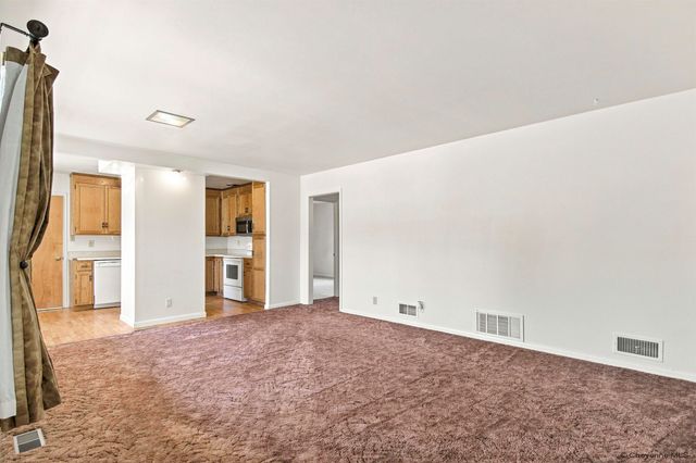 1911 E GARFIELD ST, Laramie, WY 82070