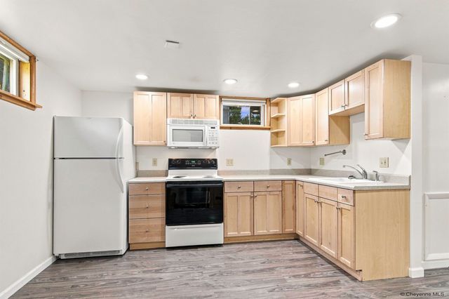1911 E GARFIELD ST, Laramie, WY 82070