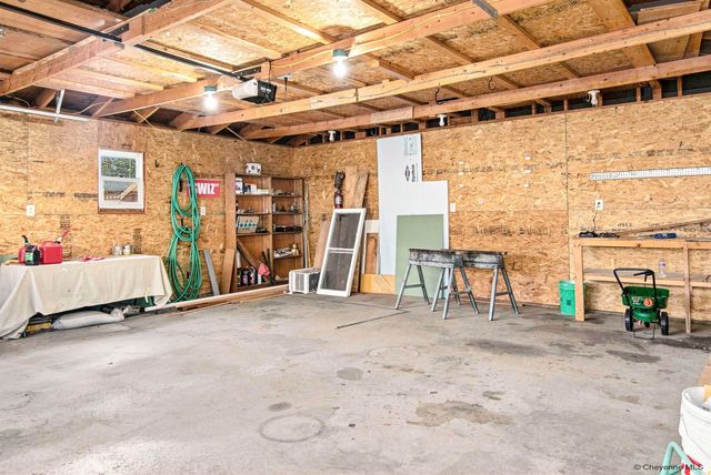1911 E GARFIELD ST, Laramie, WY 82070