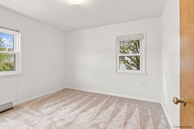 1911 E GARFIELD ST, Laramie, WY 82070