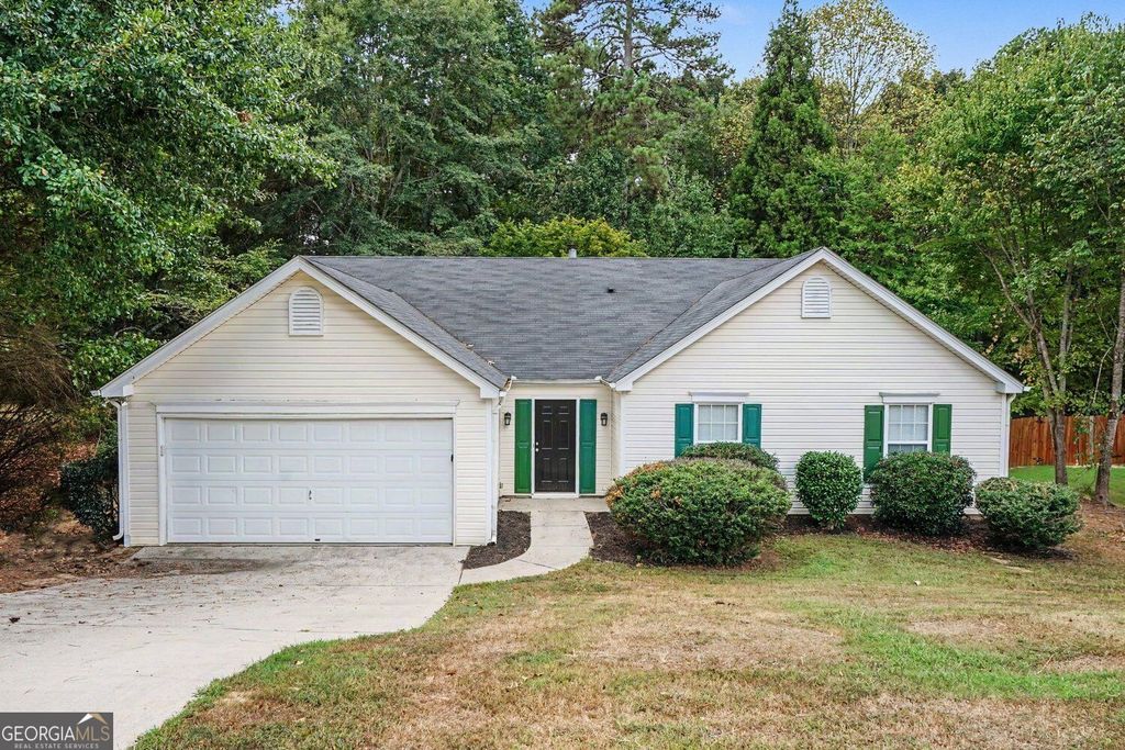 411 Crested View Drive, Loganville, GA 30052 — exterior