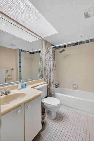 901 SW 128th Terrace 211a, Pembroke Pines, FL 33027