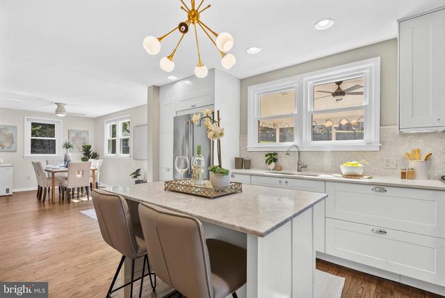 8720 STENTON AVE, Philadelphia, PA 19118