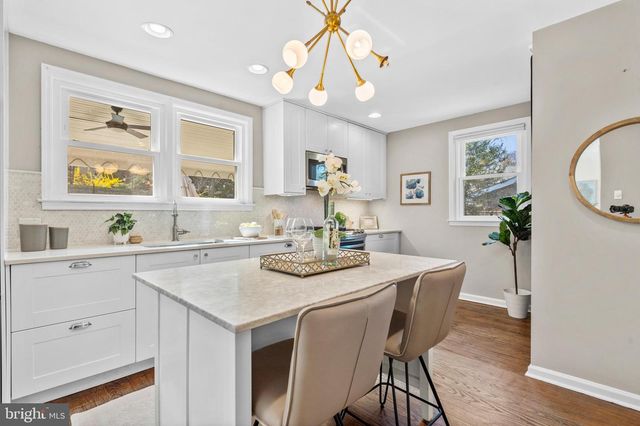 8720 STENTON AVE, Philadelphia, PA 19118