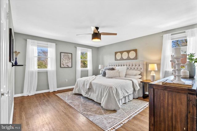 8720 STENTON AVE, Philadelphia, PA 19118