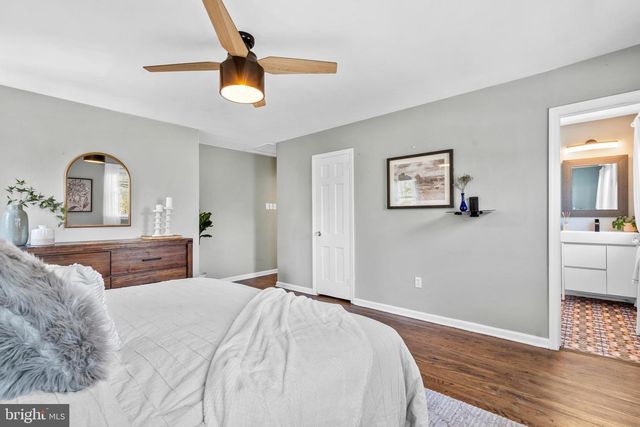 8720 STENTON AVE, Philadelphia, PA 19118