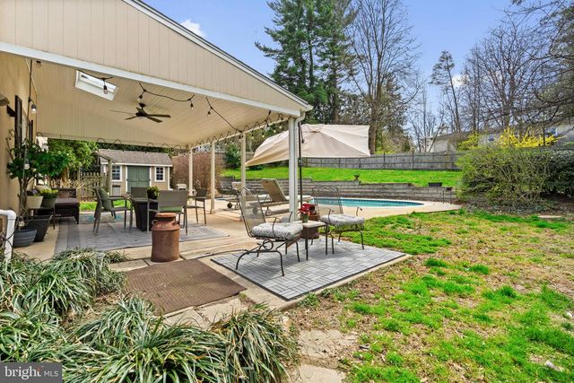 8720 STENTON AVE, Philadelphia, PA 19118