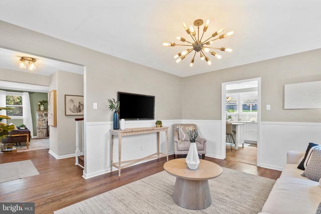 8720 STENTON AVE, Philadelphia, PA 19118