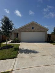 950 Capracotta Drive, Huffman, TX 77336