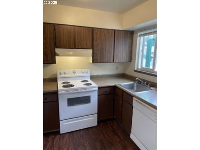 7856 Se STEPHANIE Ct, Milwaukie, OR 97222