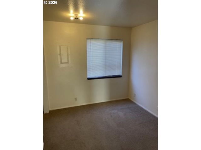 7856 Se STEPHANIE Ct, Milwaukie, OR 97222