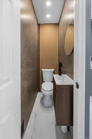 2891 Dewitt Place, Bronx, NY 10469