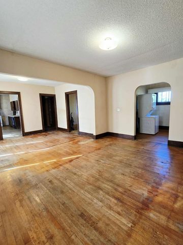 603 Arnold Avenue N, Thief River Falls, MN 56701