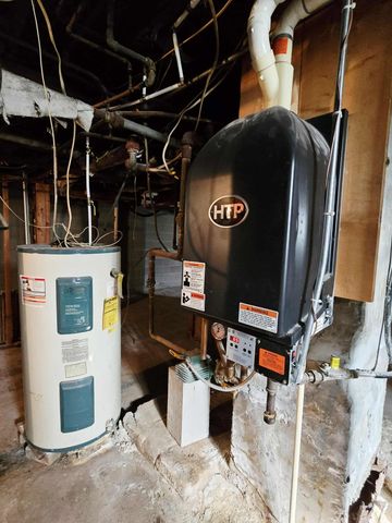 603 Arnold Avenue N, Thief River Falls, MN 56701