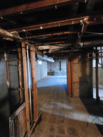 603 Arnold Avenue N, Thief River Falls, MN 56701