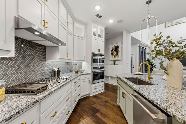 3412 Evening Petal Lane, Dallas, TX 75229