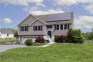 38 Pleasant View Drive, Hopkinton, RI 02832