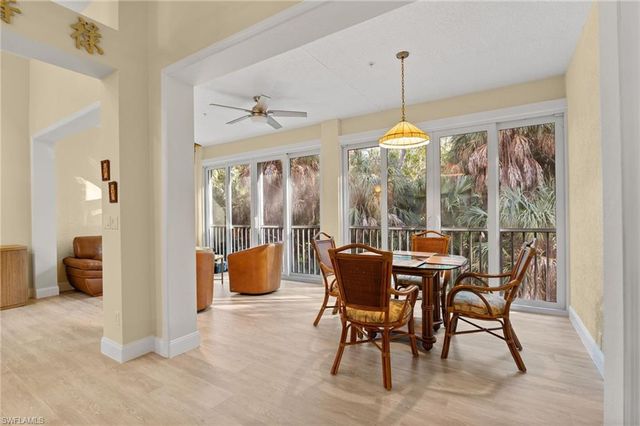 1665 Winding Oaks WAY 202, Naples, FL 34109