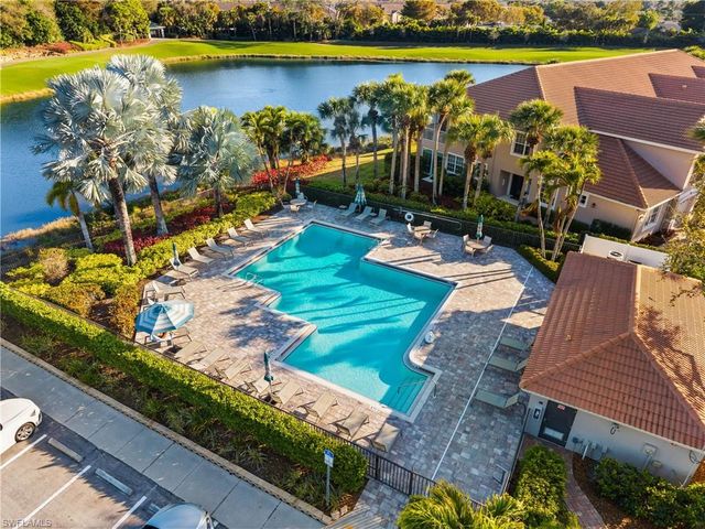 1665 Winding Oaks WAY 202, Naples, FL 34109