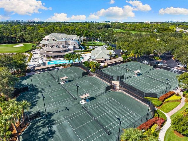 1665 Winding Oaks WAY 202, Naples, FL 34109