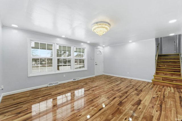 5006 Hessen Cassel Road, Fort Wayne, IN 46806