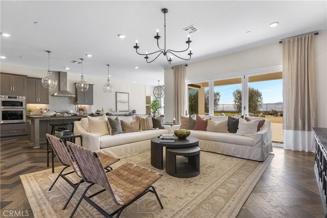 28422 Old Springs Road, Castaic, CA 91384