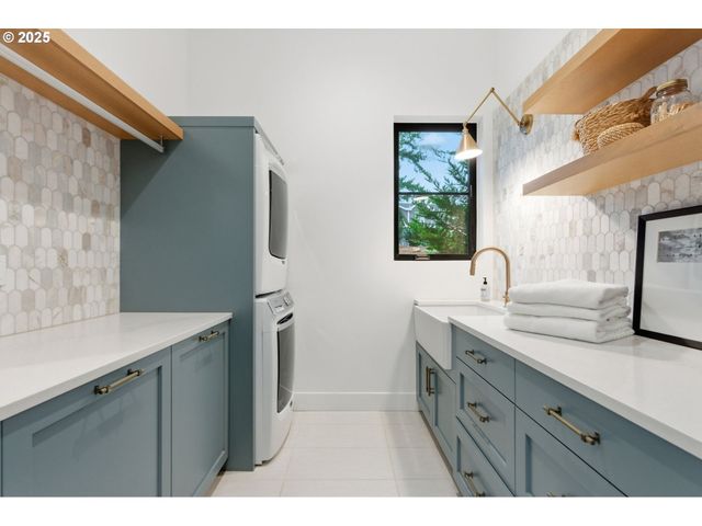 15299 Ne QUARRY Rd, Newberg, OR 97132