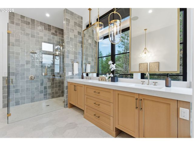 15299 Ne QUARRY Rd, Newberg, OR 97132