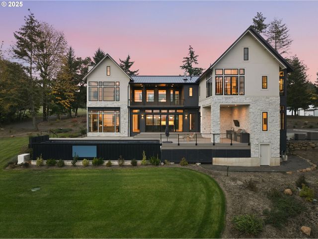 15299 Ne QUARRY Rd, Newberg, OR 97132