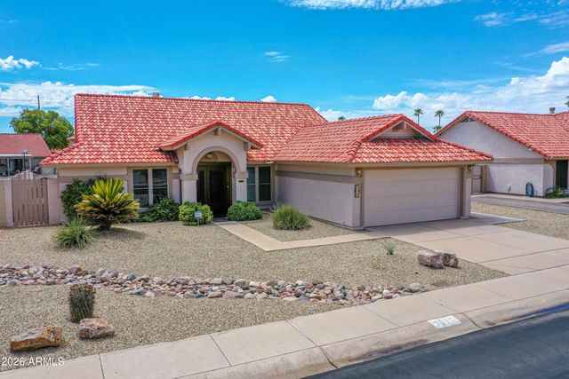 7615 W JULIE Drive, Glendale, AZ 85308