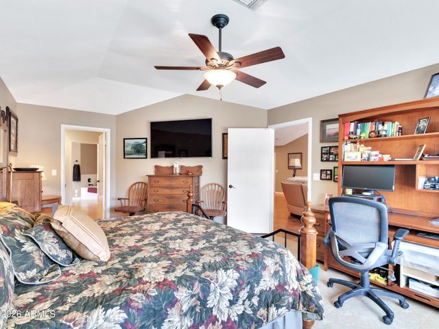 7615 W JULIE Drive, Glendale, AZ 85308