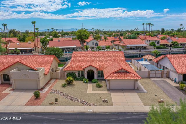 7615 W JULIE Drive, Glendale, AZ 85308