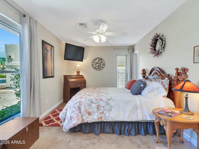 7615 W JULIE Drive, Glendale, AZ 85308