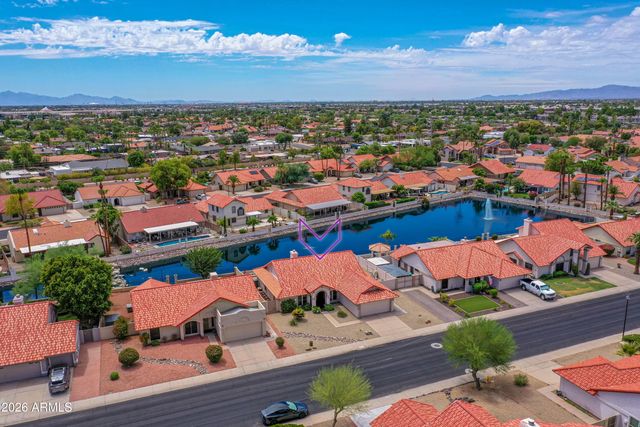 7615 W JULIE Drive, Glendale, AZ 85308