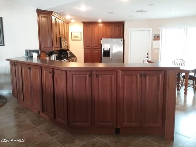 7615 W JULIE Drive, Glendale, AZ 85308