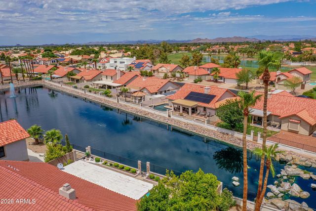 7615 W JULIE Drive, Glendale, AZ 85308