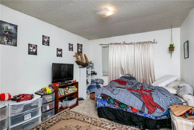 45931 York, Lancaster, CA 93534