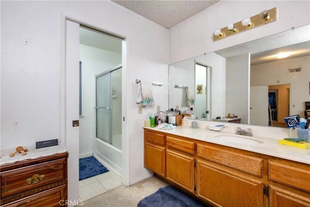 45931 York, Lancaster, CA 93534