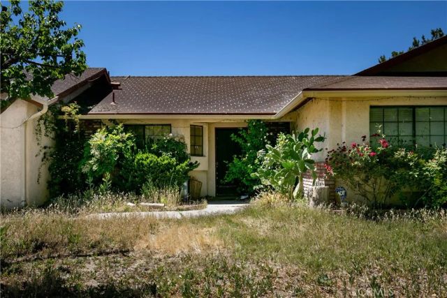 45931 York, Lancaster, CA 93534