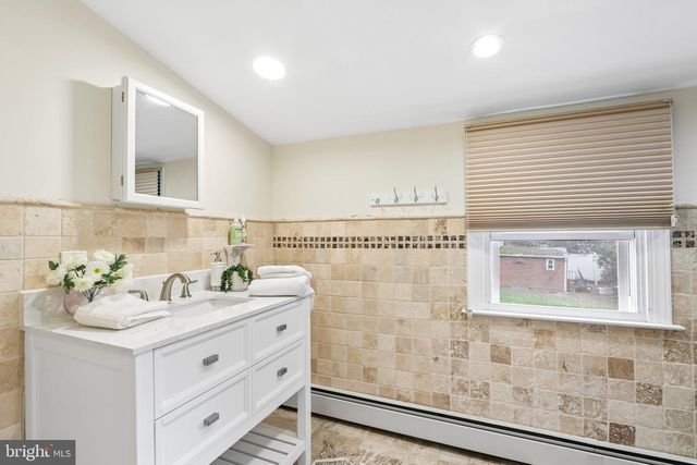 715 WINCHESTER AVE, Lawrence Twp, NJ 08648