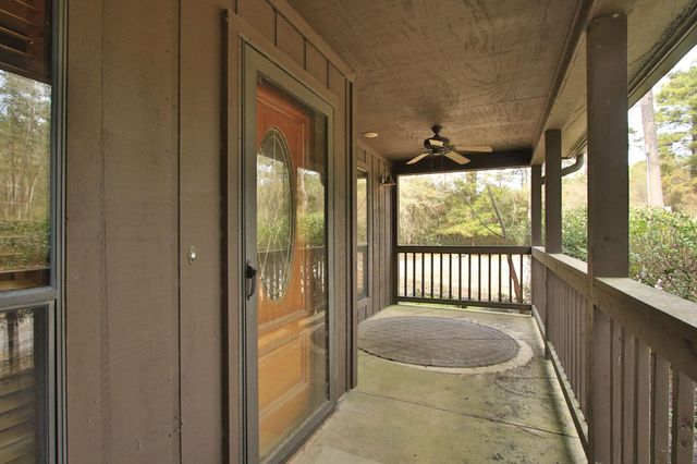 1025 Goodson Loop, Pinehurst, TX 77362