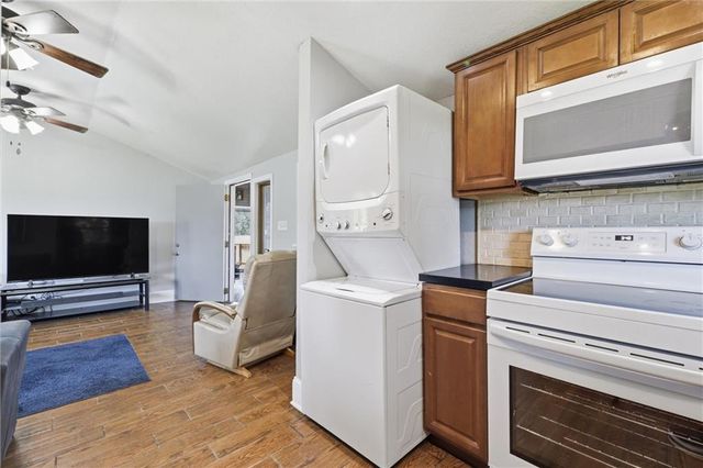 25619 S Lake Annette Road, Freeman, MO 64746