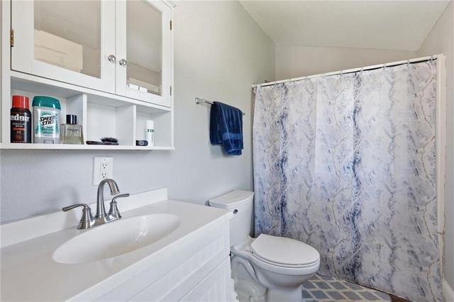 25619 S Lake Annette Road, Freeman, MO 64746