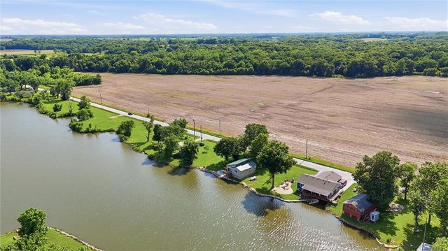25619 S Lake Annette Road, Freeman, MO 64746