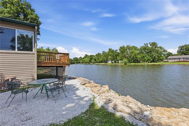 25619 S Lake Annette Road, Freeman, MO 64746