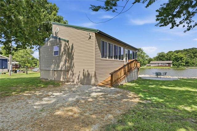 25619 S Lake Annette Road, Freeman, MO 64746