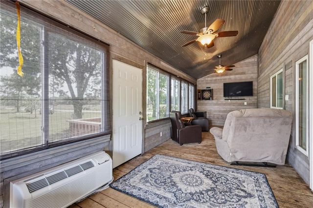 25619 S Lake Annette Road, Freeman, MO 64746