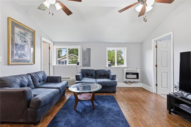 25619 S Lake Annette Road, Freeman, MO 64746